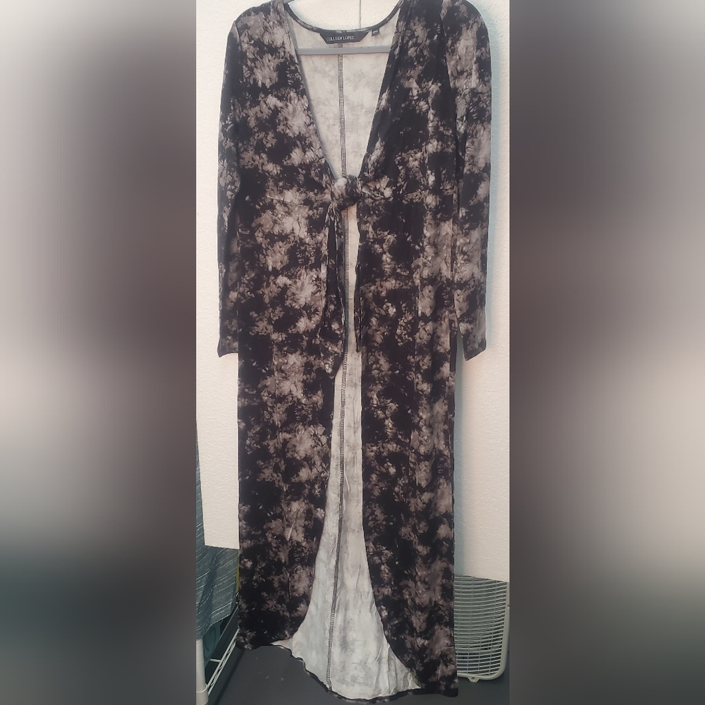 Colleen Lopez Black and Gray Sophisticated Vest